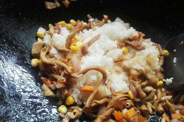 鸭肠炒饭的做法图解9