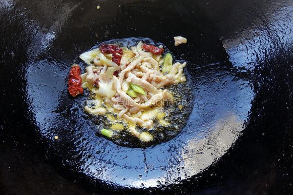 酸菜豆腐汤的做法图解6