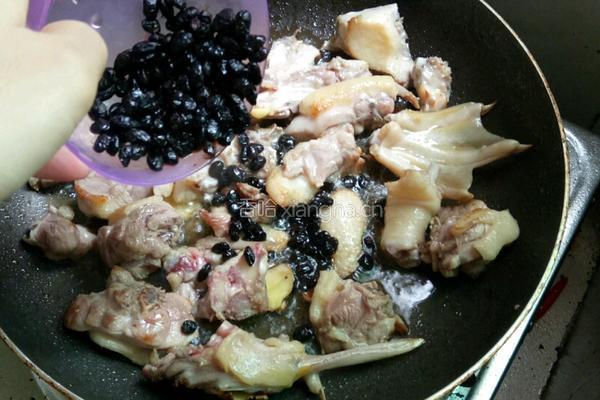 豆豉鸭的做法图解5