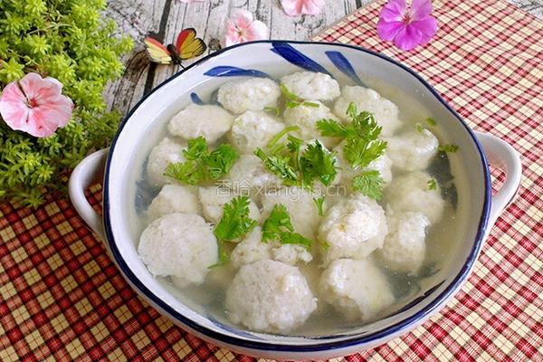 汆鲅鱼丸子的做法图解9
