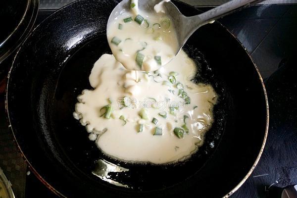 葱花鸡蛋饼的做法图解9