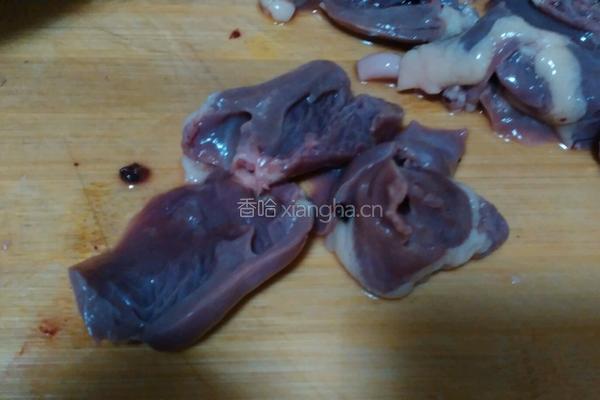 火爆鸡心的做法图解2