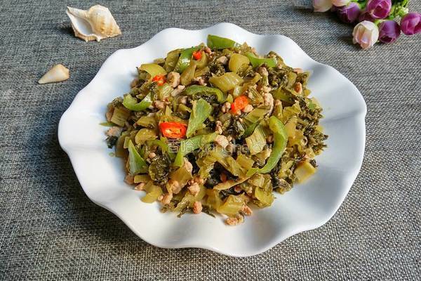 水腌菜炒肉的做法图解8