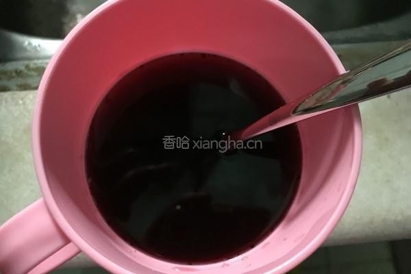 蓝莓慕斯的做法图解1