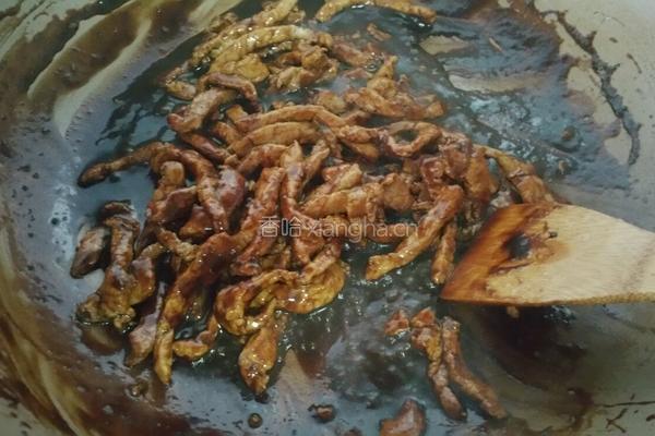 京酱肉丝卷饼的做法图解6