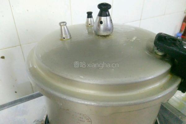 酸甜猪脚的做法图解6