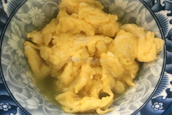 Diy海鲜炒饭的做法图解2