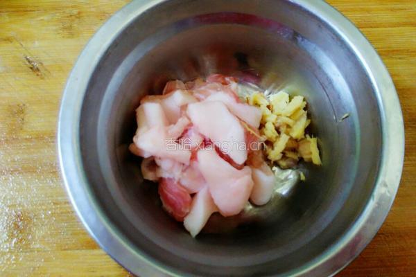 水笋炒肉的做法图解2