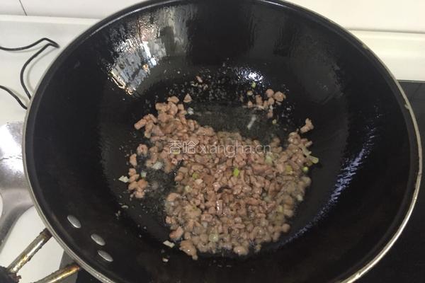 芹菜牛肉末的做法图解8
