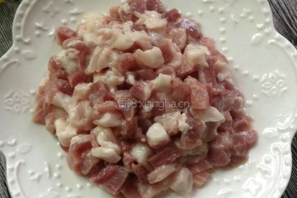 自制猪肉酱的做法图解1