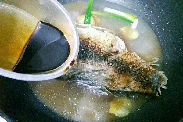 醋焖鲫鱼的做法图解6