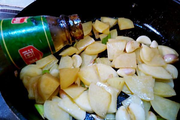 干锅土豆虾的做法图解6