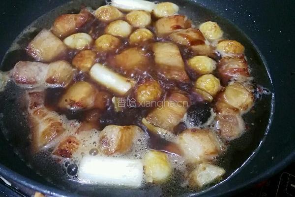 虎皮鹌鹑蛋烧肉的做法图解8