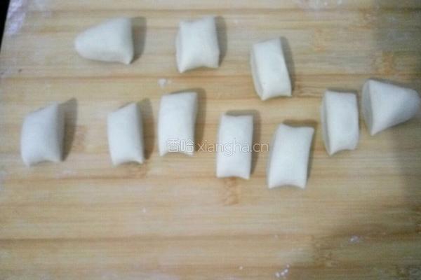 烫面包子的做法图解9
