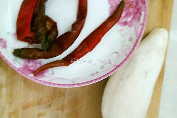 泡椒大腿菇的做法图解1