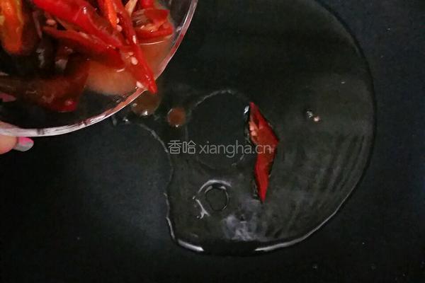 泡椒大腿菇的做法图解4