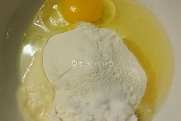 鸡蛋脆麻花的做法图解1
