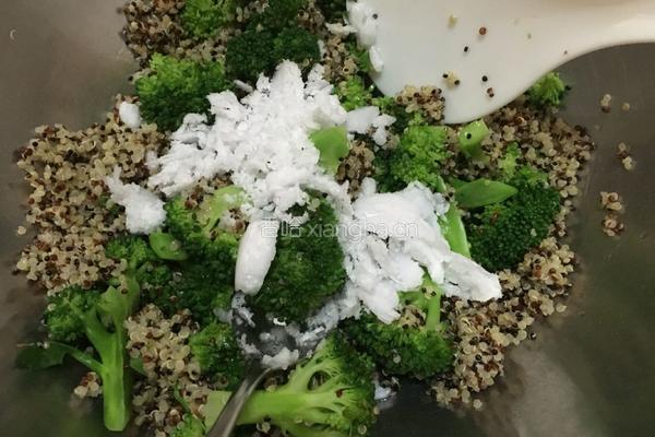 藜麦椰油沙拉的做法图解6