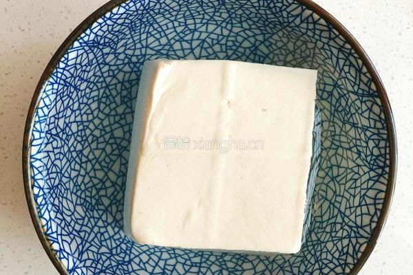 葱烧豆腐的做法图解2