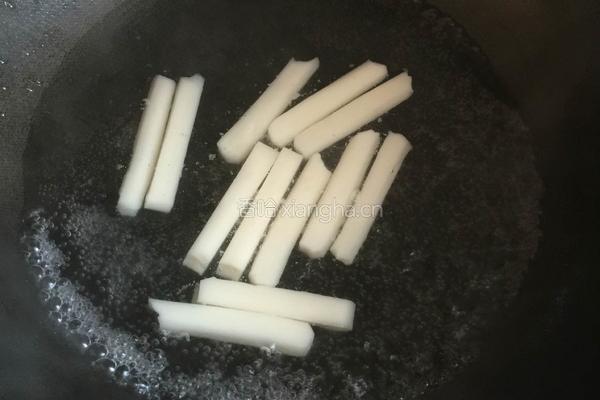 炸年糕的做法图解2