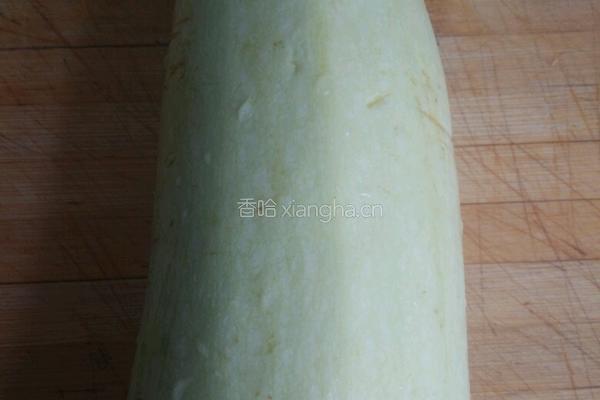 凉拌菜瓜的做法图解1