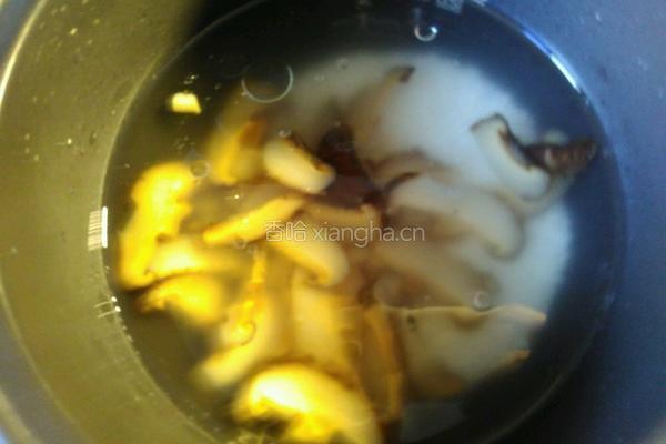 香菇干贝粥的做法图解5