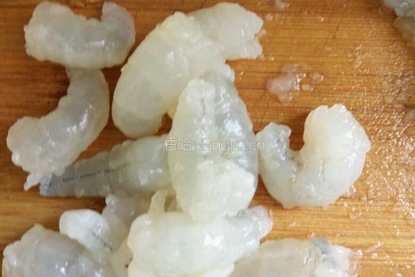 虾仁卷心菜（三角饺子）的做法图解1