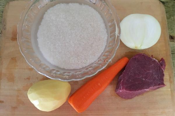牛肉抓饭的做法图解1