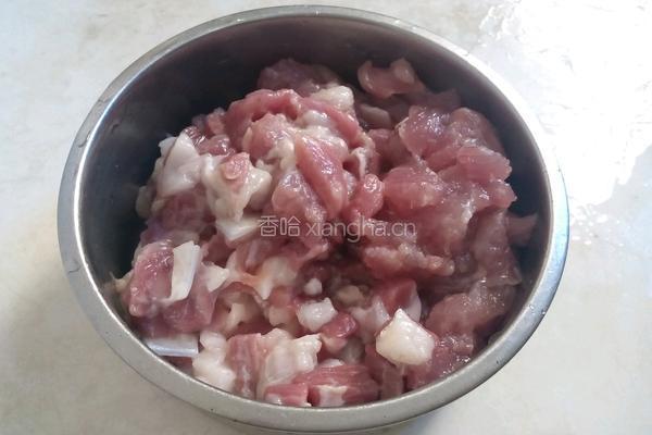 香菇卤肉饭的做法图解2