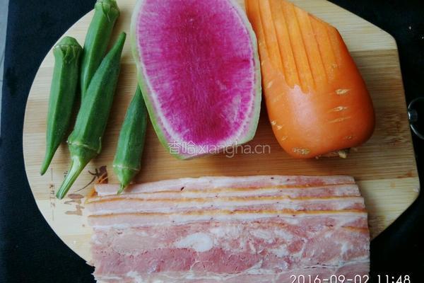 培根蔬菜肉卷的做法图解1