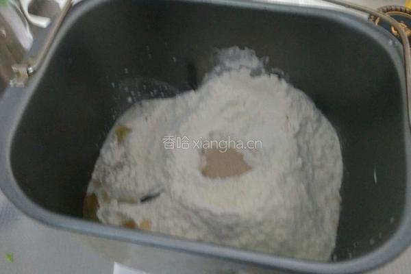 果酱夹心面包的做法图解2