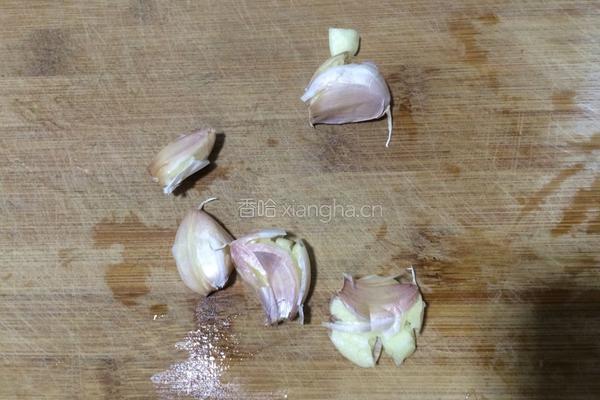 红烧肉炖蘑菇的做法图解3