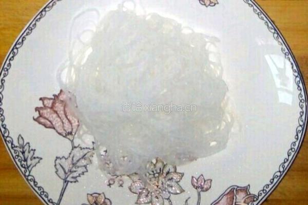 菠菜炒粉丝的做法图解3