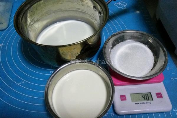 椰丝牛奶小方的做法图解4