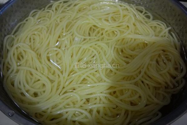 肉酱意粉的做法图解4
