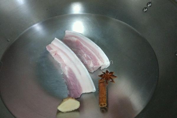 梅干菜扣肉的做法图解3
