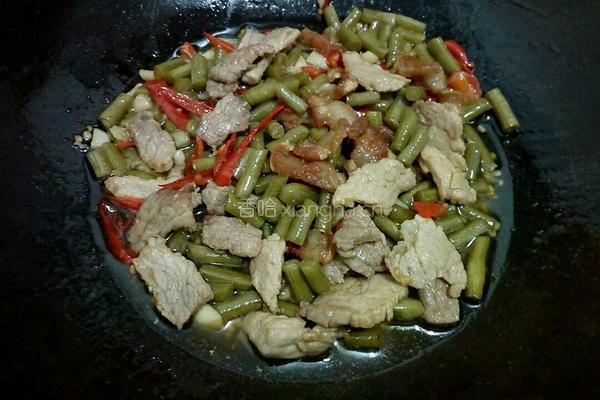 酸豆角炒肉的做法图解7