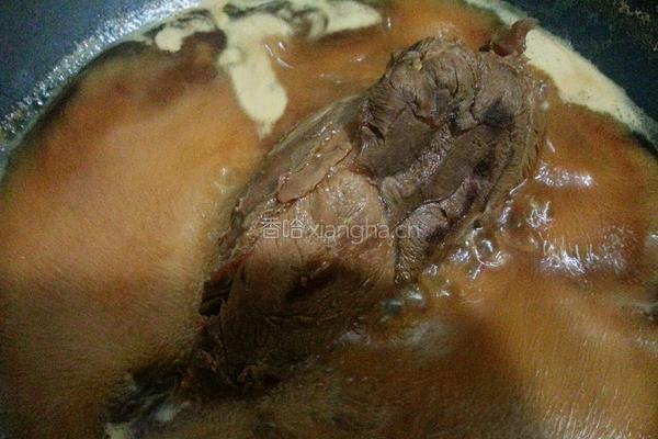 卤牛肉的做法图解6