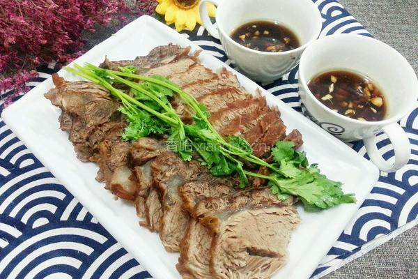 卤牛肉的做法图解10