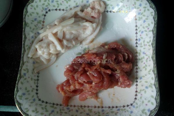 南瓜丝炒肉的做法图解2