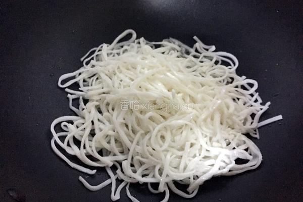 湿炒河粉的做法图解3