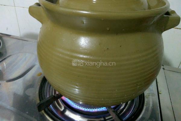 冬瓜薏米排骨汤的做法图解3