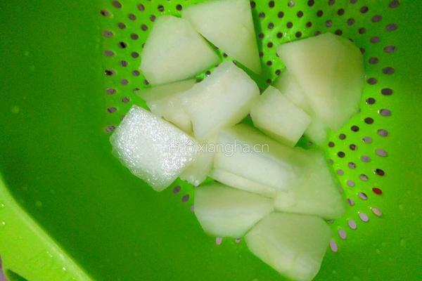 冬瓜薏米排骨汤的做法图解4