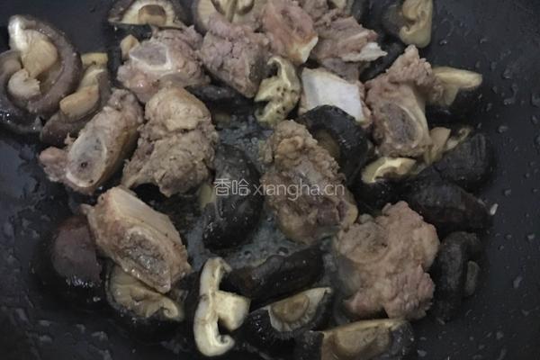 香菇排骨的做法图解11