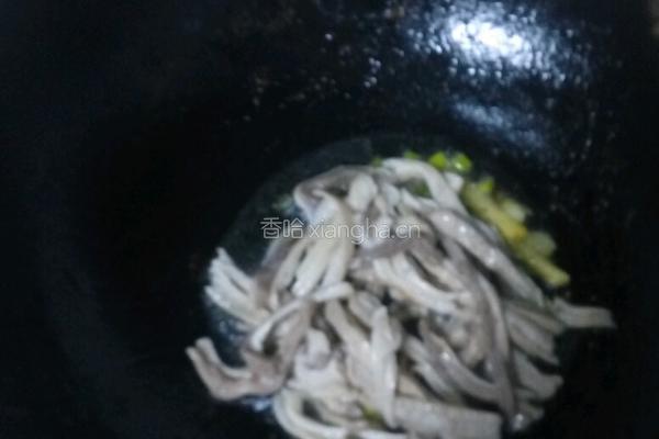 辣椒炒肚丝的做法图解4