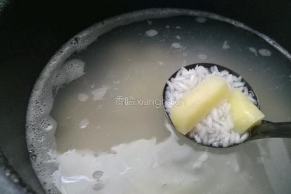 土豆粥的做法图解3