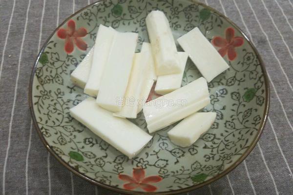 山药胡萝卜牛肉汤的做法图解2