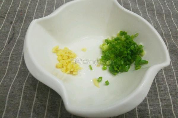 山药胡萝卜牛肉汤的做法图解4