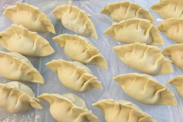 西红柿鸡蛋饺子的做法图解8