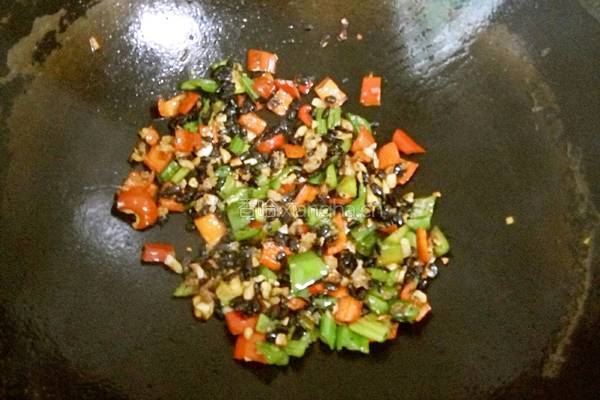青椒炒豆豉的做法图解5